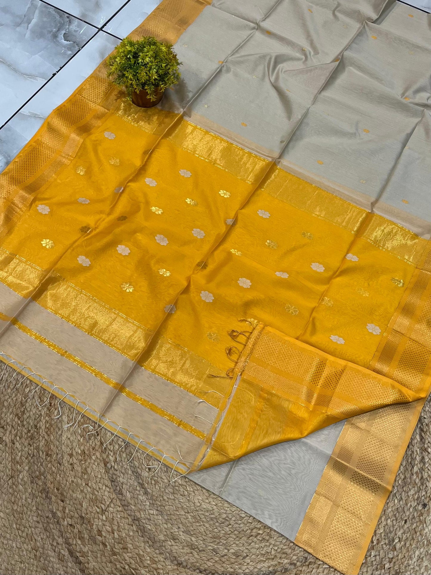 Maheshwari Saree in Handwoven Heritage Weave-108