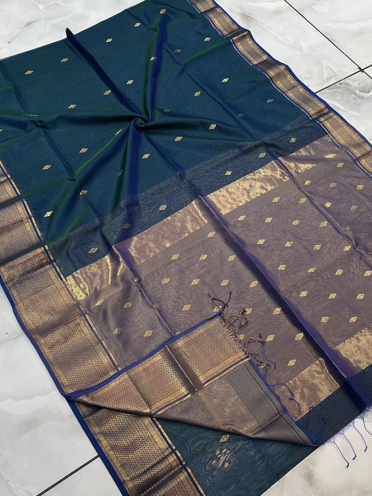 Maheshwari Saree in Handwoven Heritage Weave-099