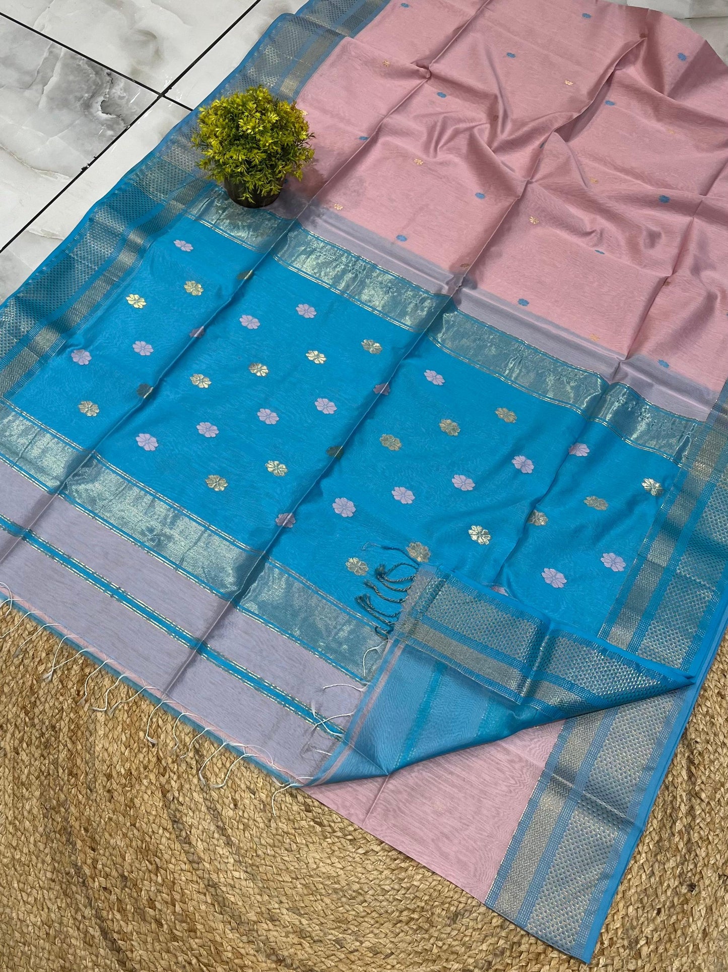 Maheshwari Saree in Handwoven Heritage Weave-112