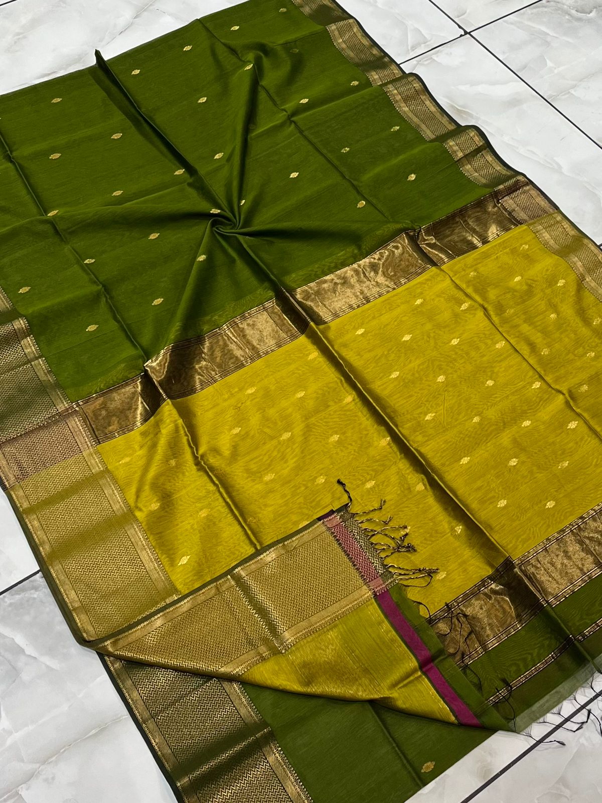 Maheshwari Saree in Handwoven Heritage Weave-100