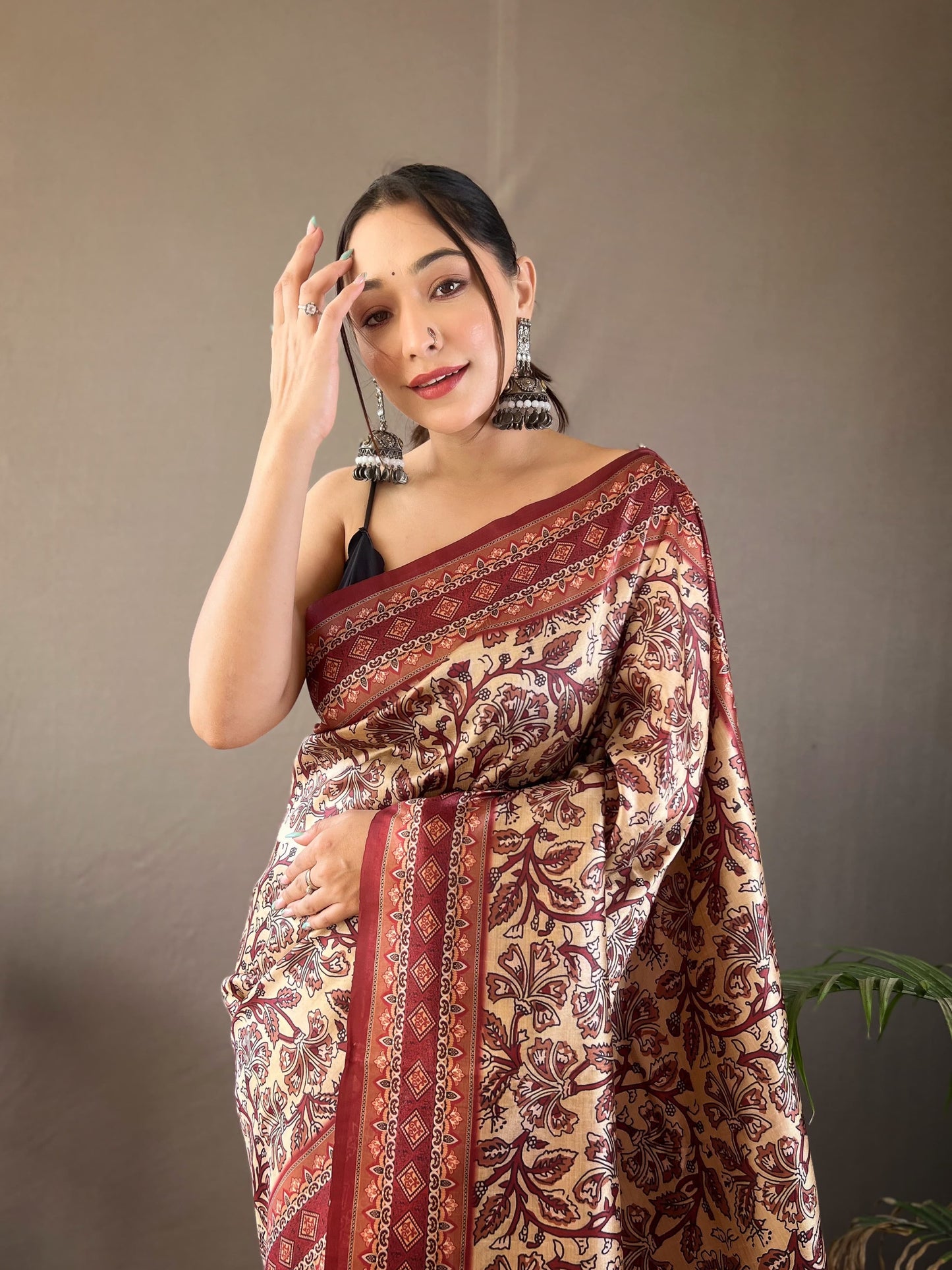 Elegant Silk Saree with Digital Print Concept-005
