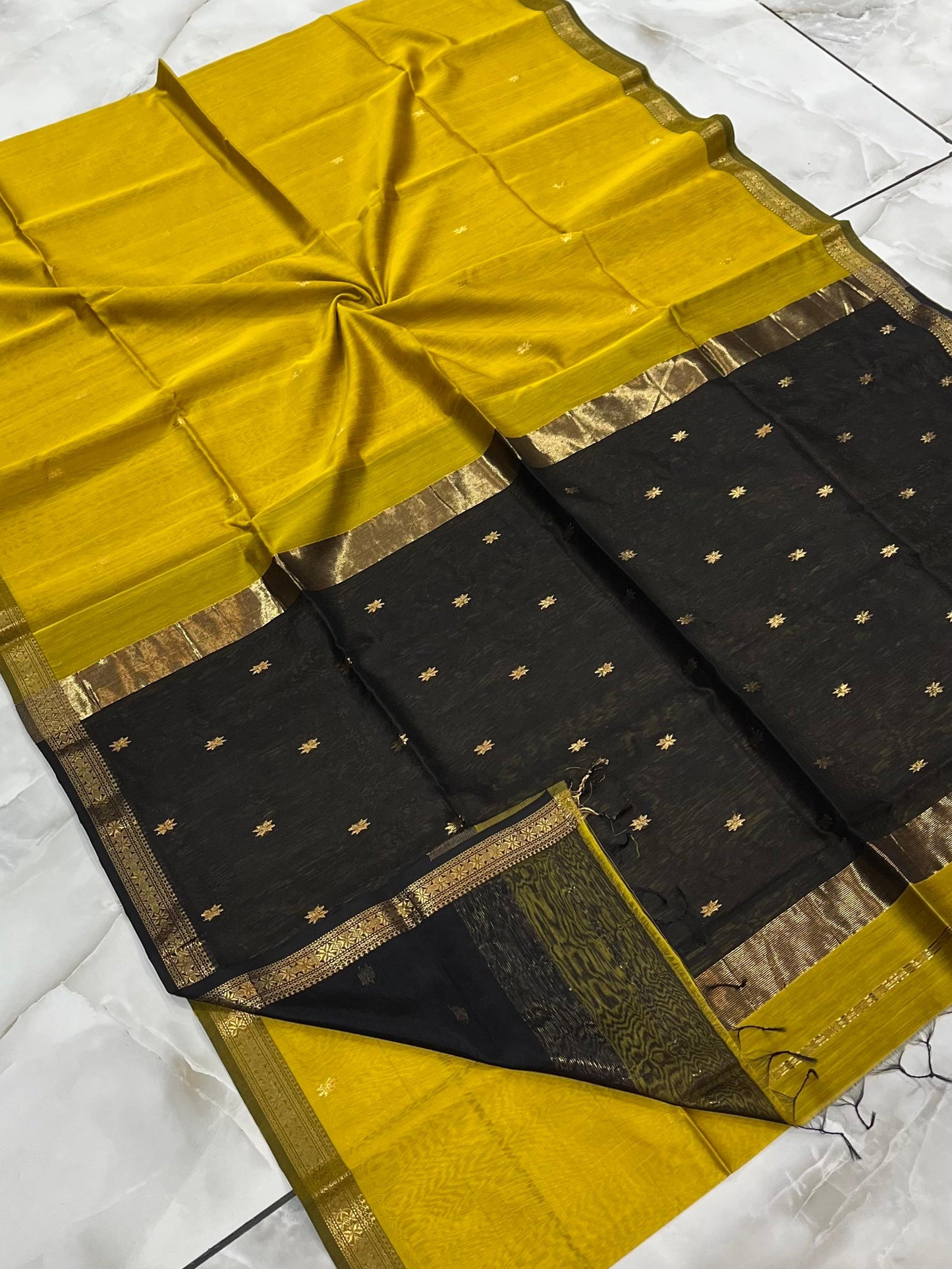 Maheshwari Saree in Handwoven Heritage Weave-012