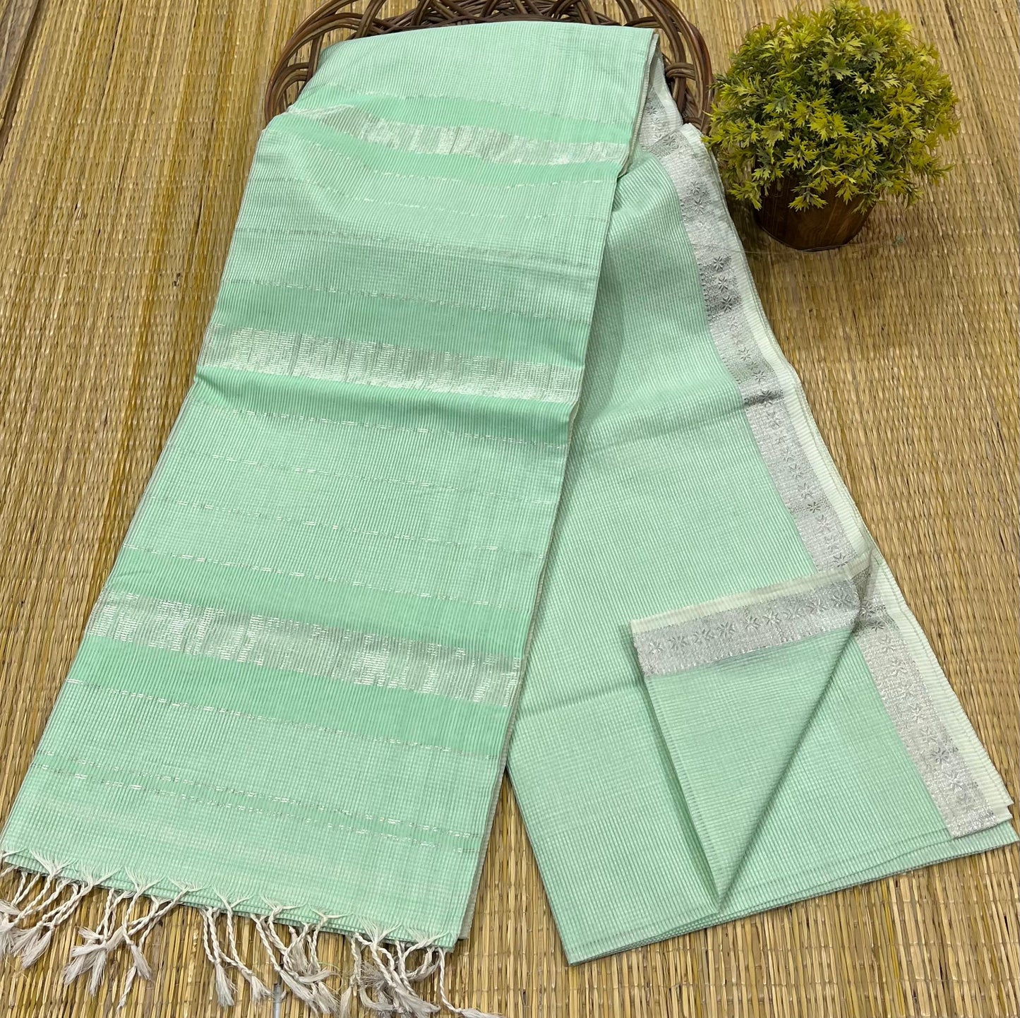 Maheshwari Saree in Handwoven Heritage Weave-086