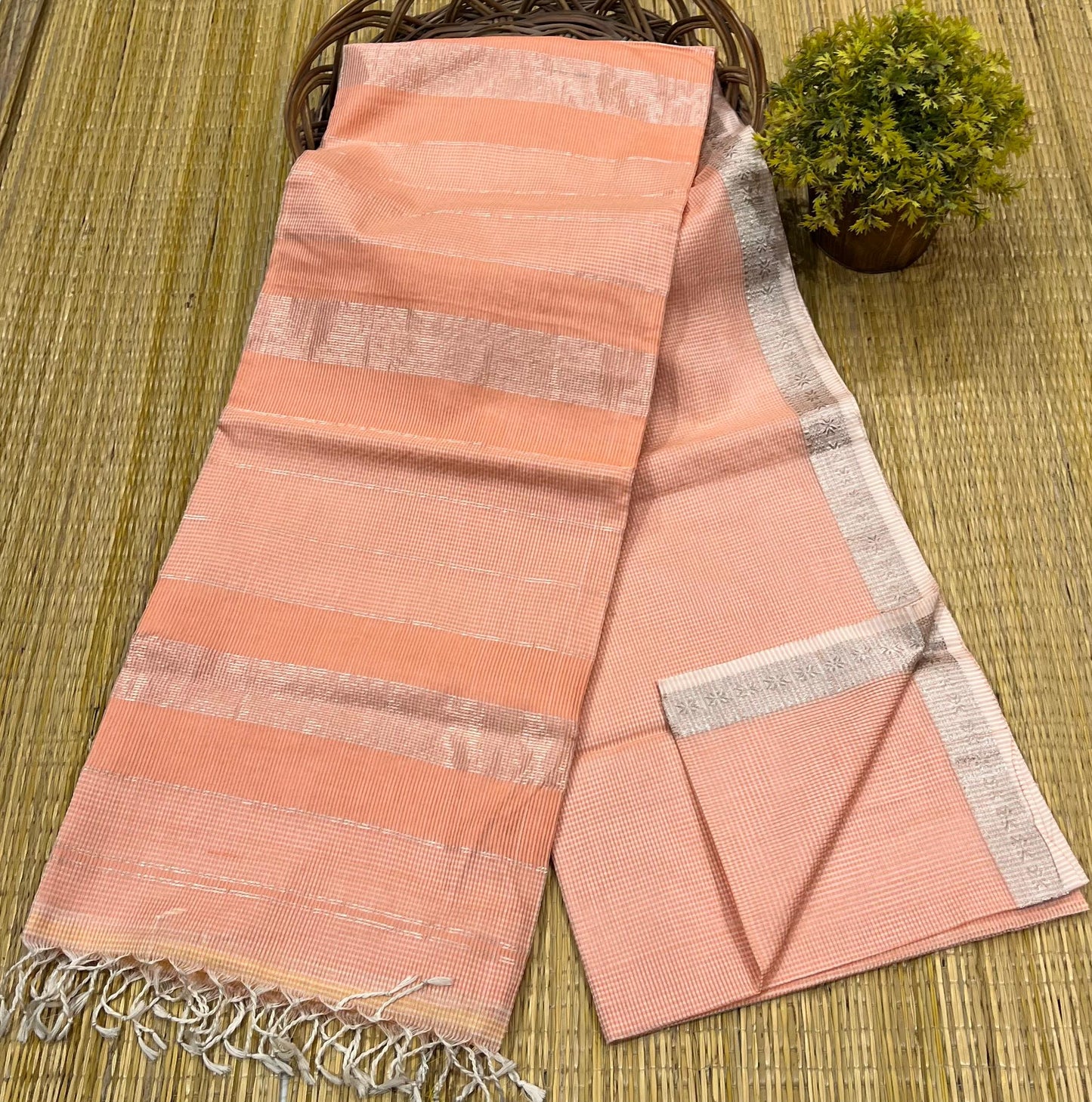 Maheshwari Saree in Handwoven Heritage Weave-093