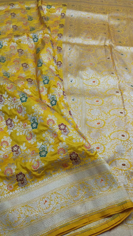 Banarasi Pure Katan Silk Saree with Handwoven Meenakari & Pure Gold Zari Work- KT003