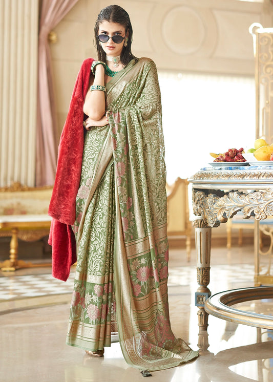 Floral  Zari Weave Saree-005