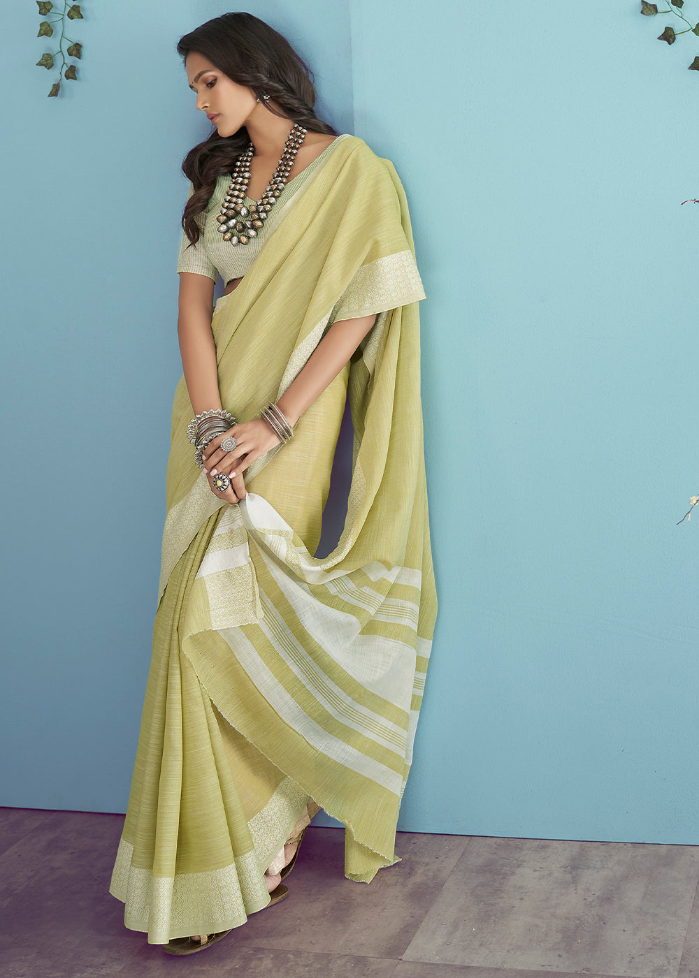 Soft Linen  Saree with Chikankari Woven Border-005