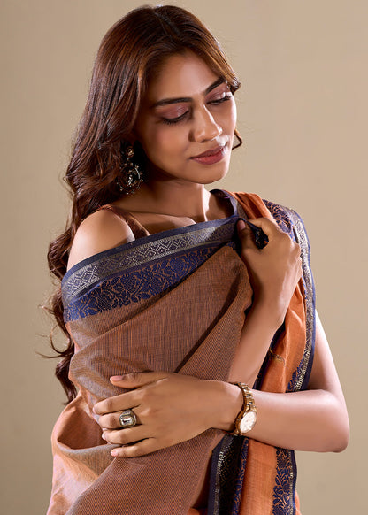 Handloom Cotton Saree with Contrast Border-002