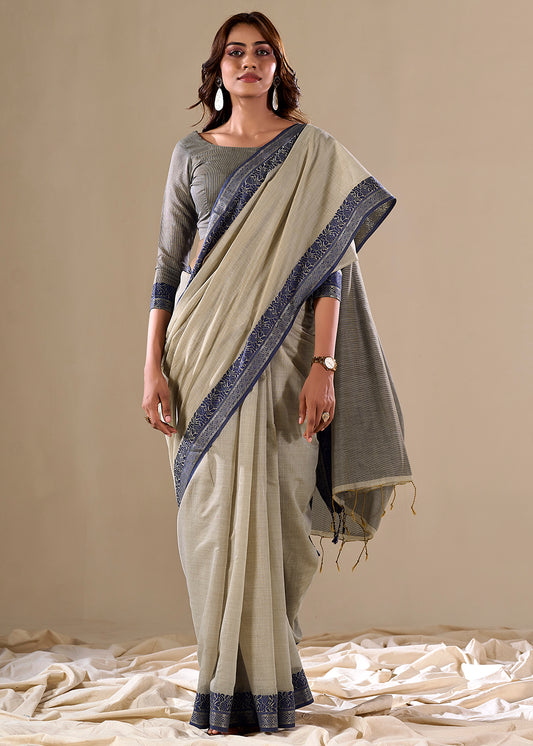Handloom Cotton Saree with Contrast Border-004