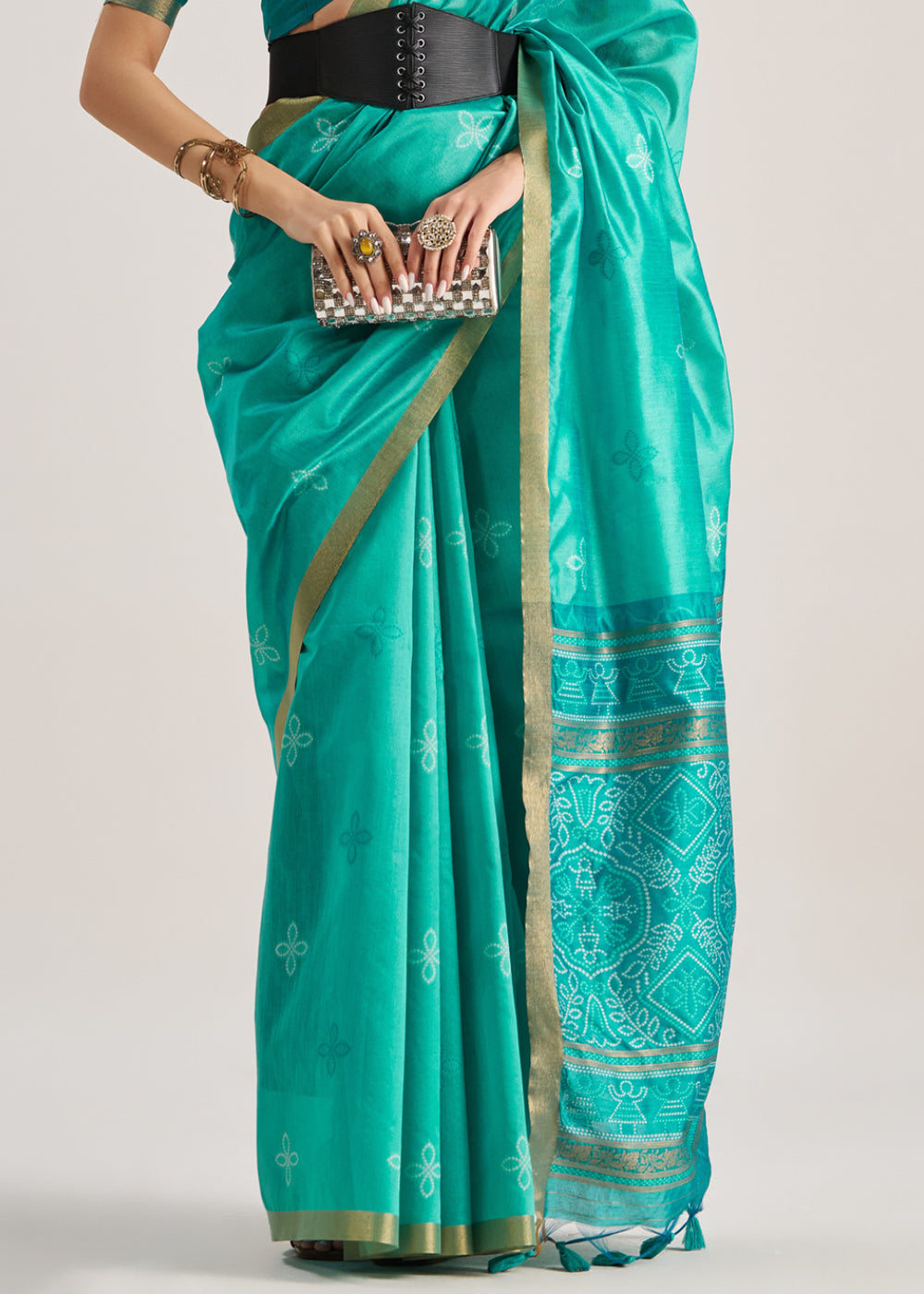 Blended Silk Saree with Woven Pallu-004