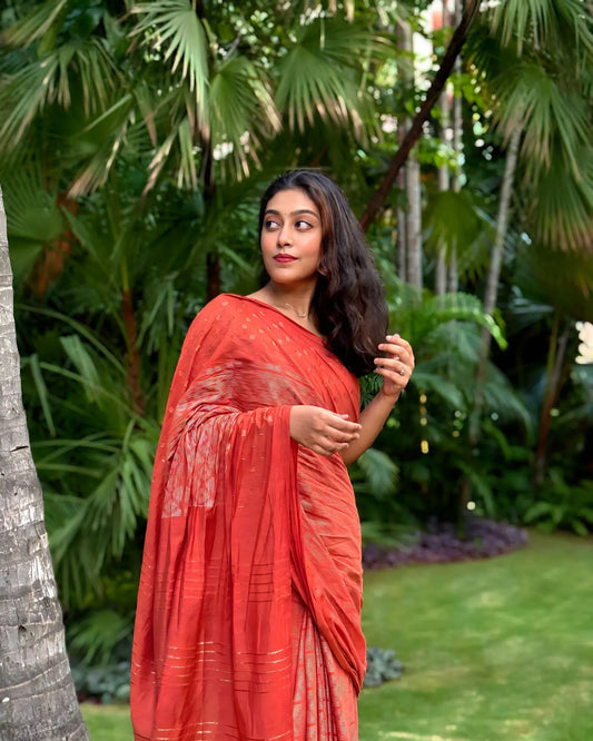 Graceful Linen Saree with Matching Blouse-005