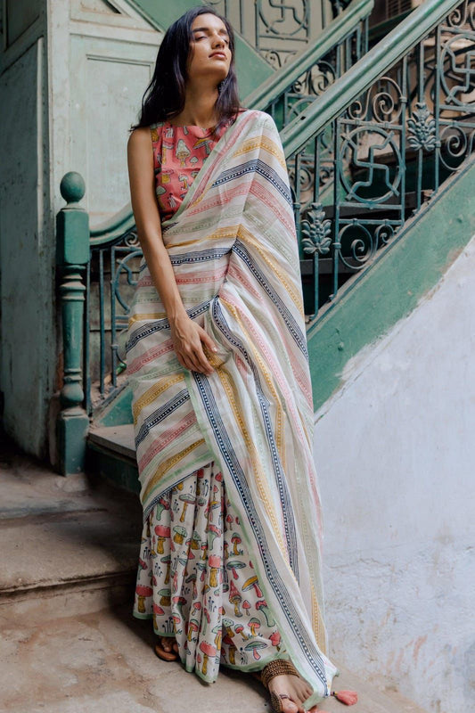 Pure Chanderi Saree with Golden Zari Piping Border and Batik Printed Blouse-003