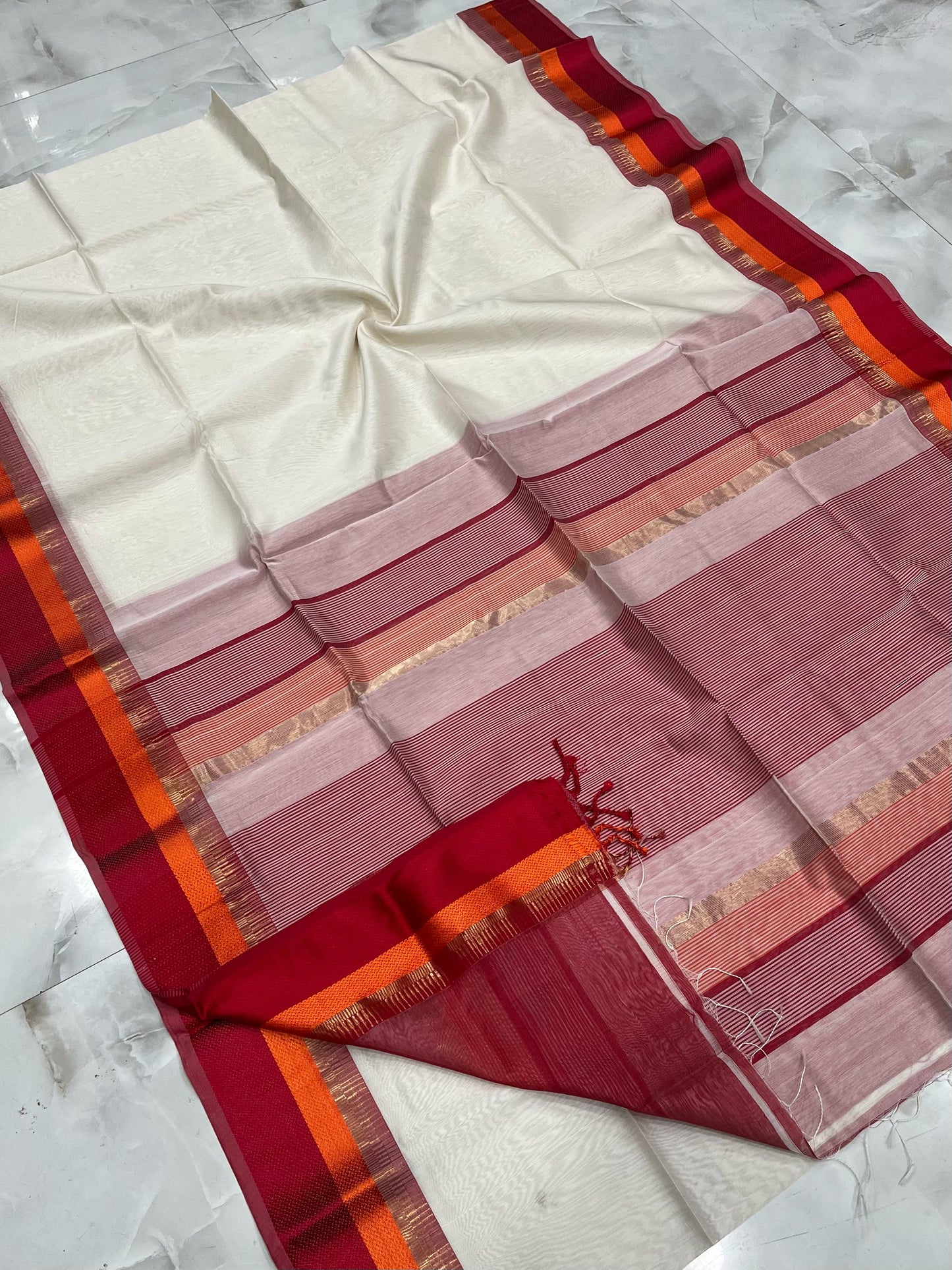 Maheshwari Saree in Handwoven Heritage Weave-088