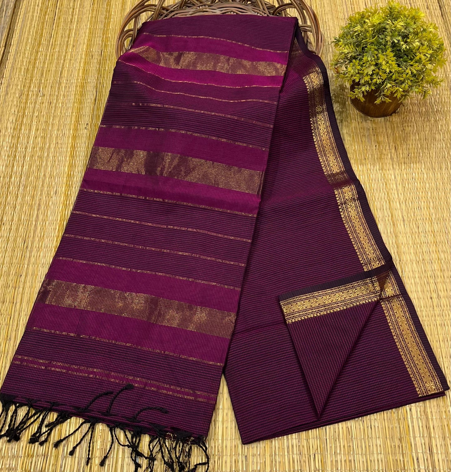 Maheshwari Saree in Handwoven Heritage Weave-085