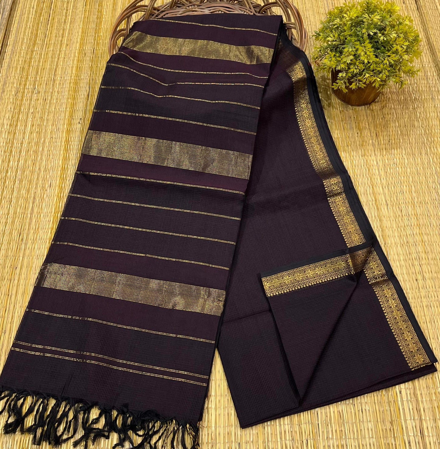 Maheshwari Saree in Handwoven Heritage Weave-089