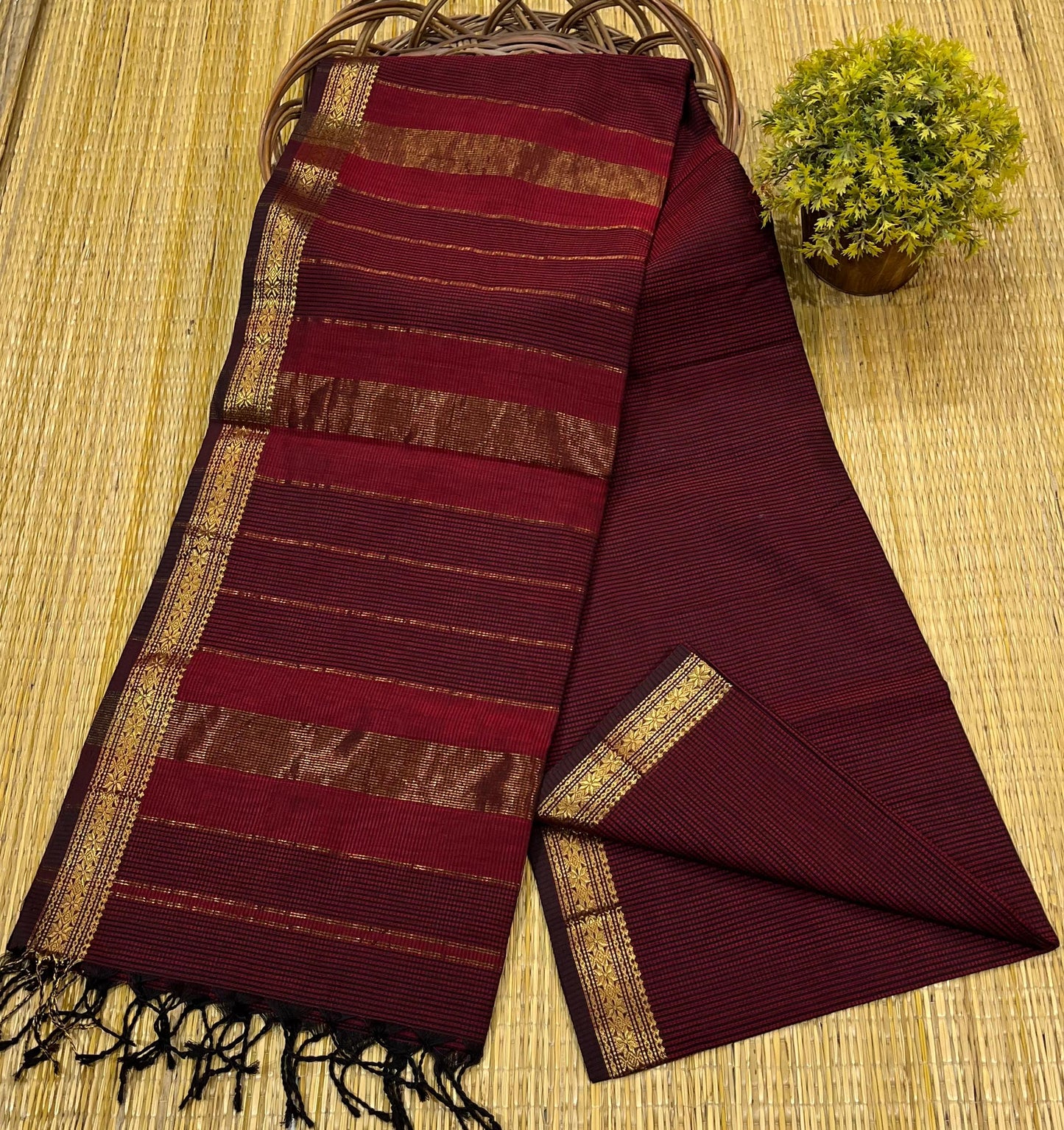 Maheshwari Saree in Handwoven Heritage Weave-073