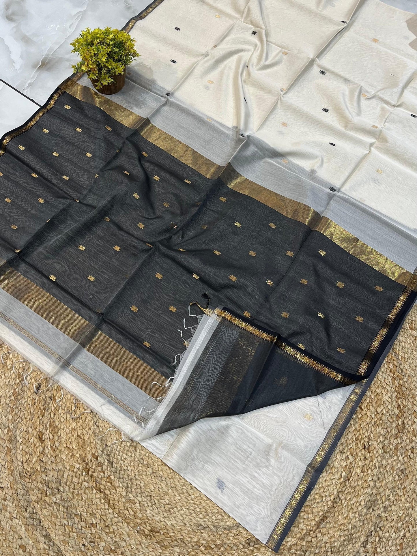 Maheshwari Saree in Handwoven Heritage Weave-236