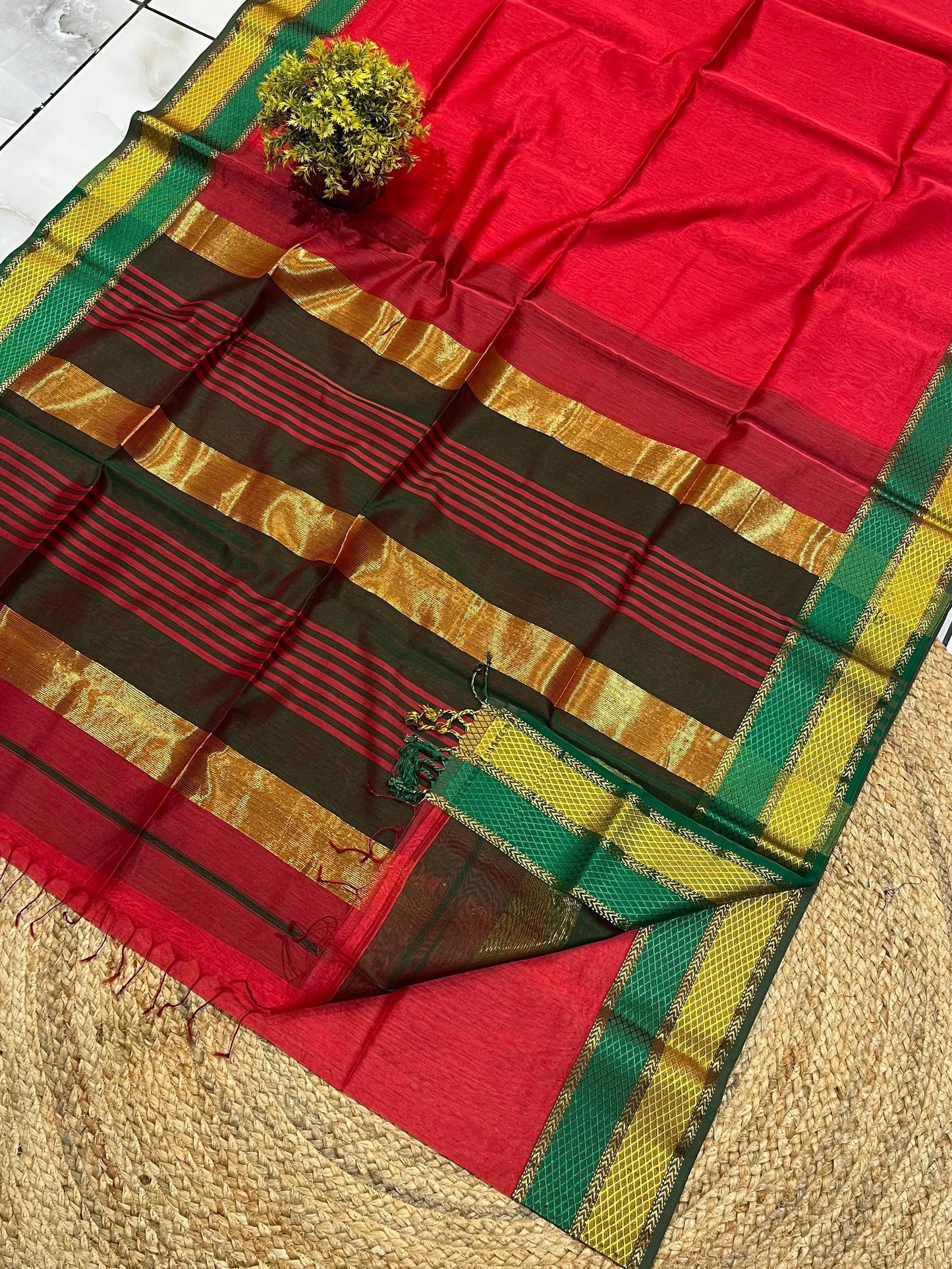 Maheshwari Saree in Handwoven Heritage Weave-219